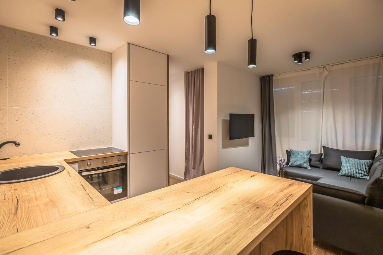 Vogue Apartments Омиш Экстерьер фото