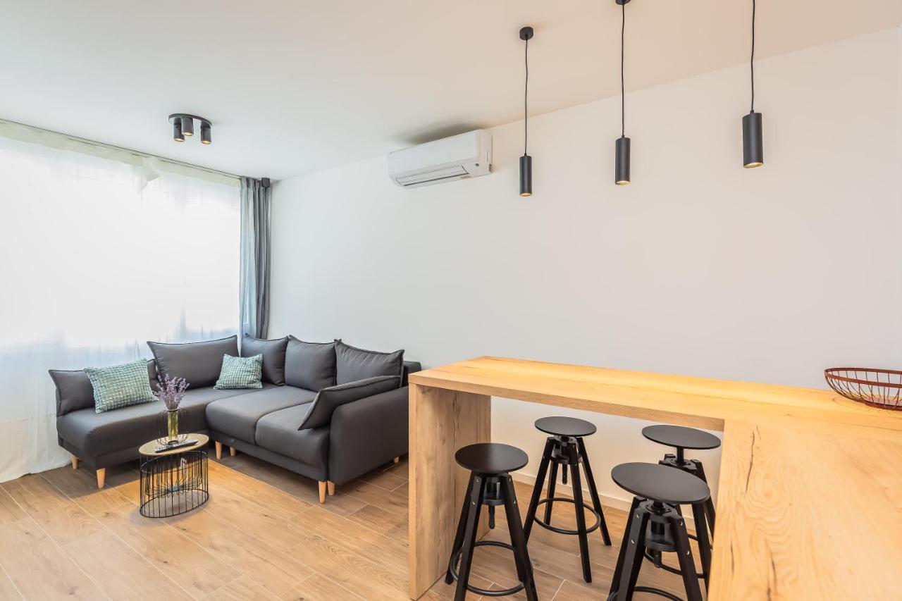 Vogue Apartments Омиш Экстерьер фото